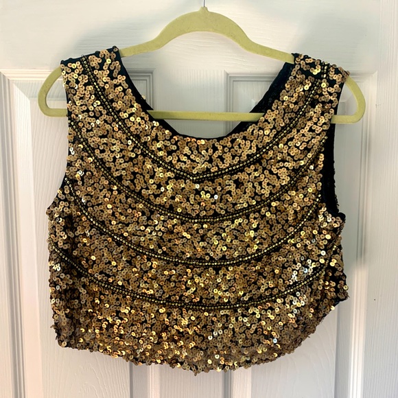 Hot & Delicious Tops - Gold Sequin Crop tank